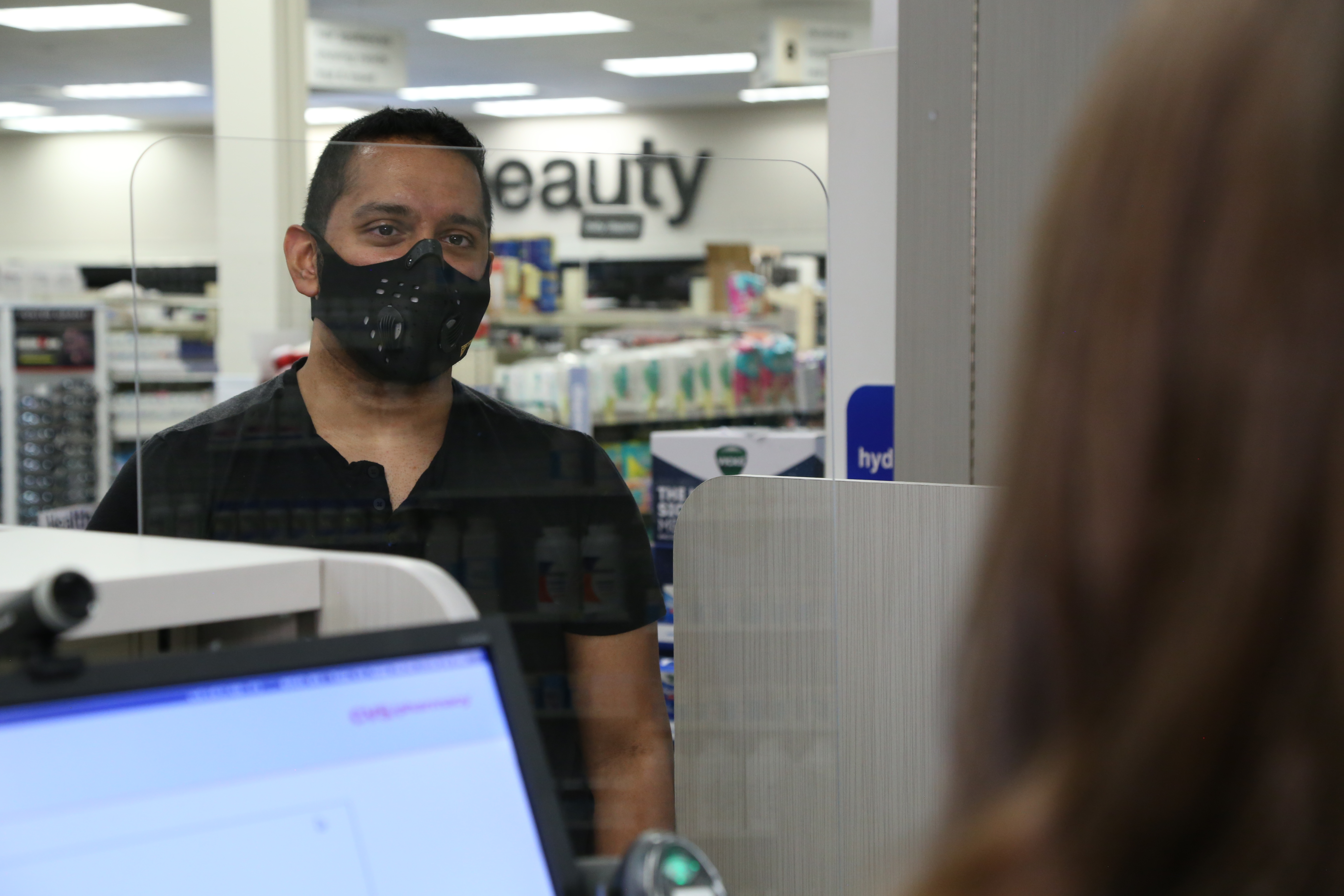 Flu shot check-in with tech 1